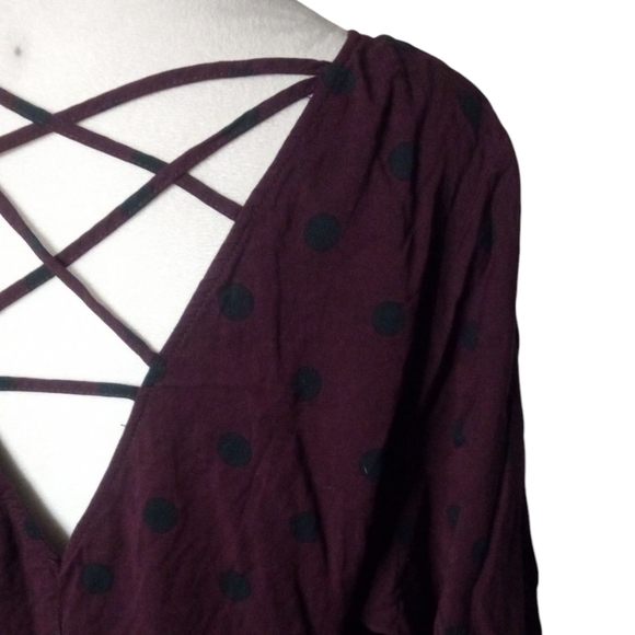 Torrid Babydoll Stretch Challis Top Burgundy With Navy Blue Polka Dots Size 2 2X - Picture 8 of 11